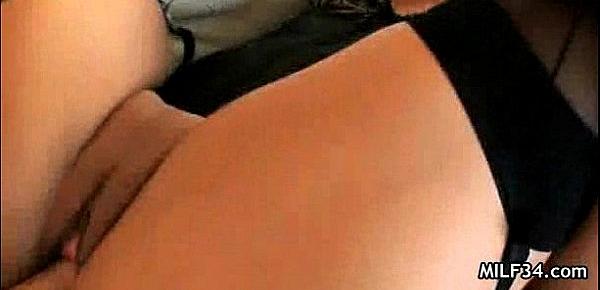  MILF got horny and had her way with his cock